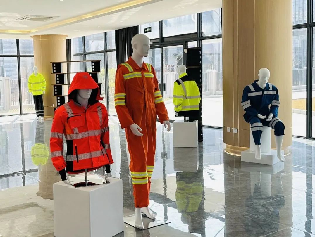 51a400bc-befe-4e95-9a4d-ff6ed1cfbe62