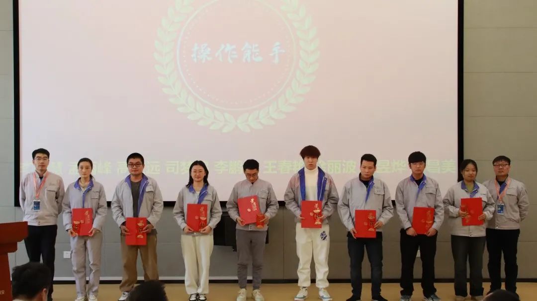 81b21822-7472-48fc-93e8-7f02f097163a