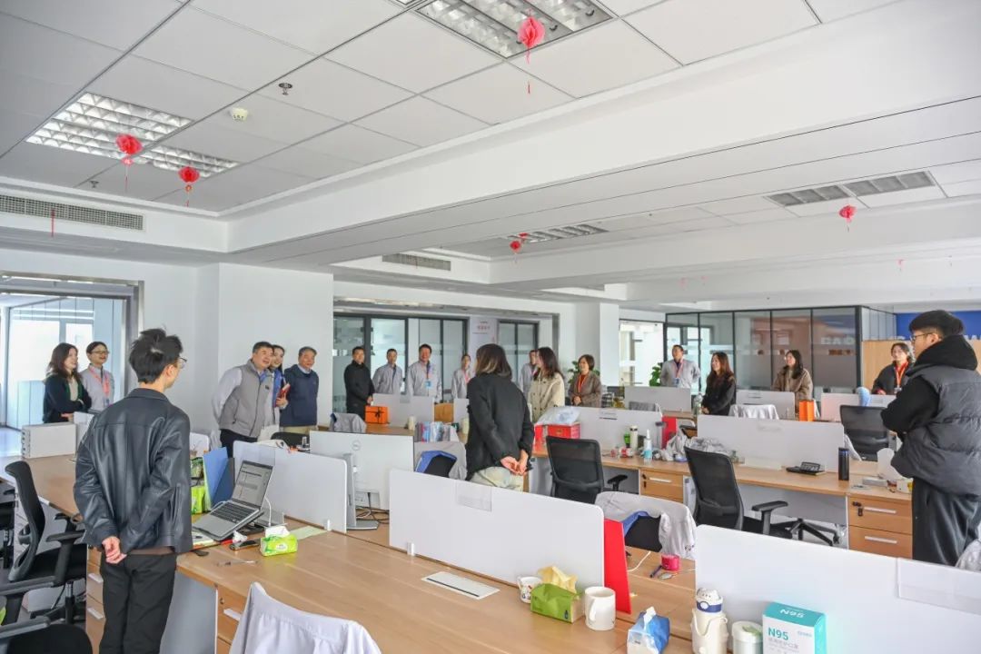 9a5b458d-e132-4d1f-a8fb-a73335c7afaa